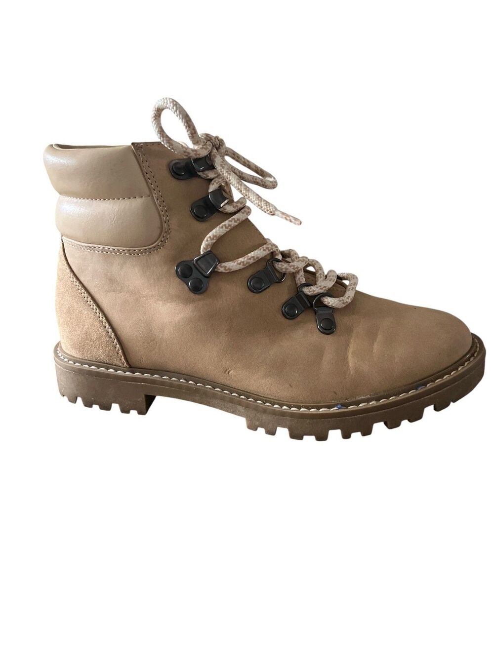 Universal Thread Tully Lace up Hiking Boots in tan women Size 6 snow hiking boot